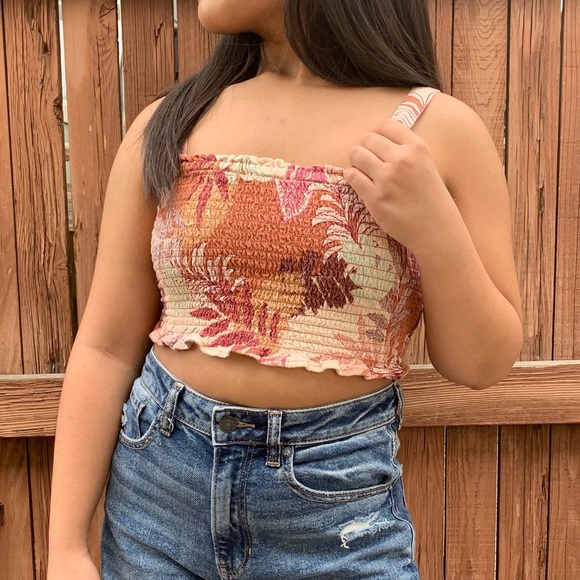 Aeropostale Floral Top - Picture 2 of 4